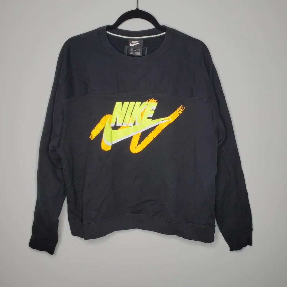 NIKE NSW Archive Black Crewneck Long Sleeve Sweatshirt Sz M - Picture 2 of 7